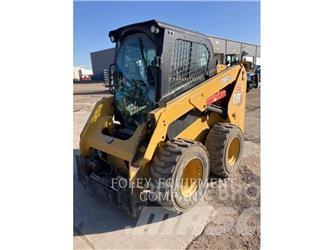 CAT 236D3STD1C Міні-навантажувачі