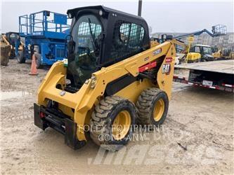 CAT 236D3STD2C Міні-навантажувачі