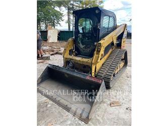CAT 239D Гусеничні вантажники