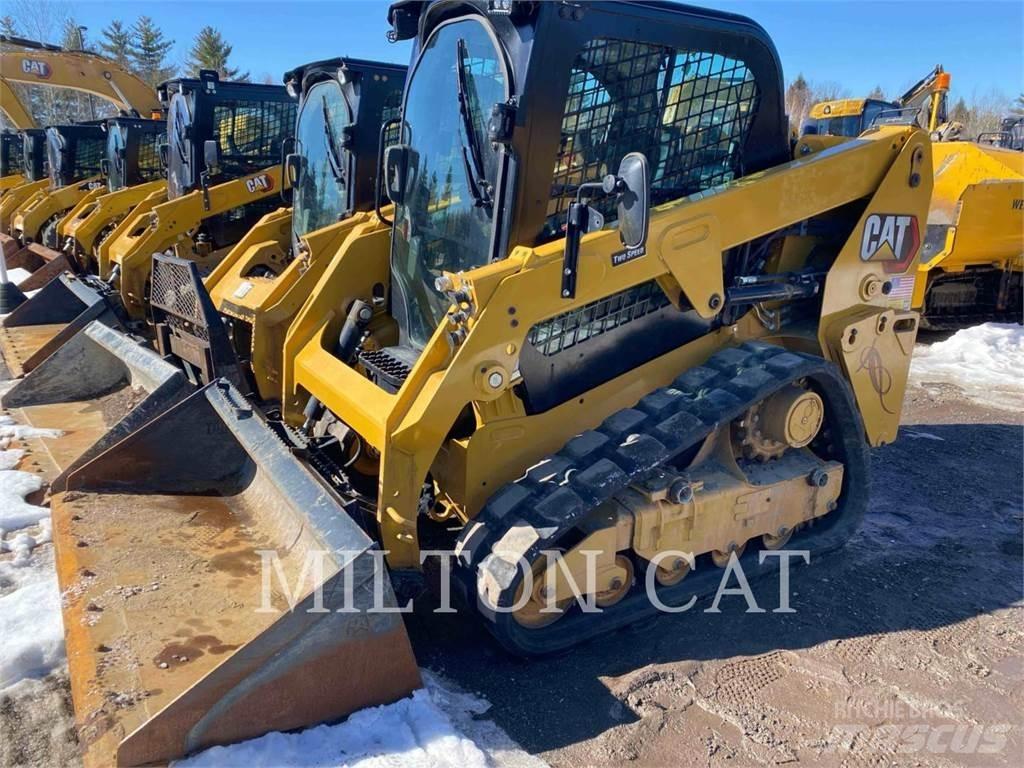 CAT 239D3 Гусеничні вантажники