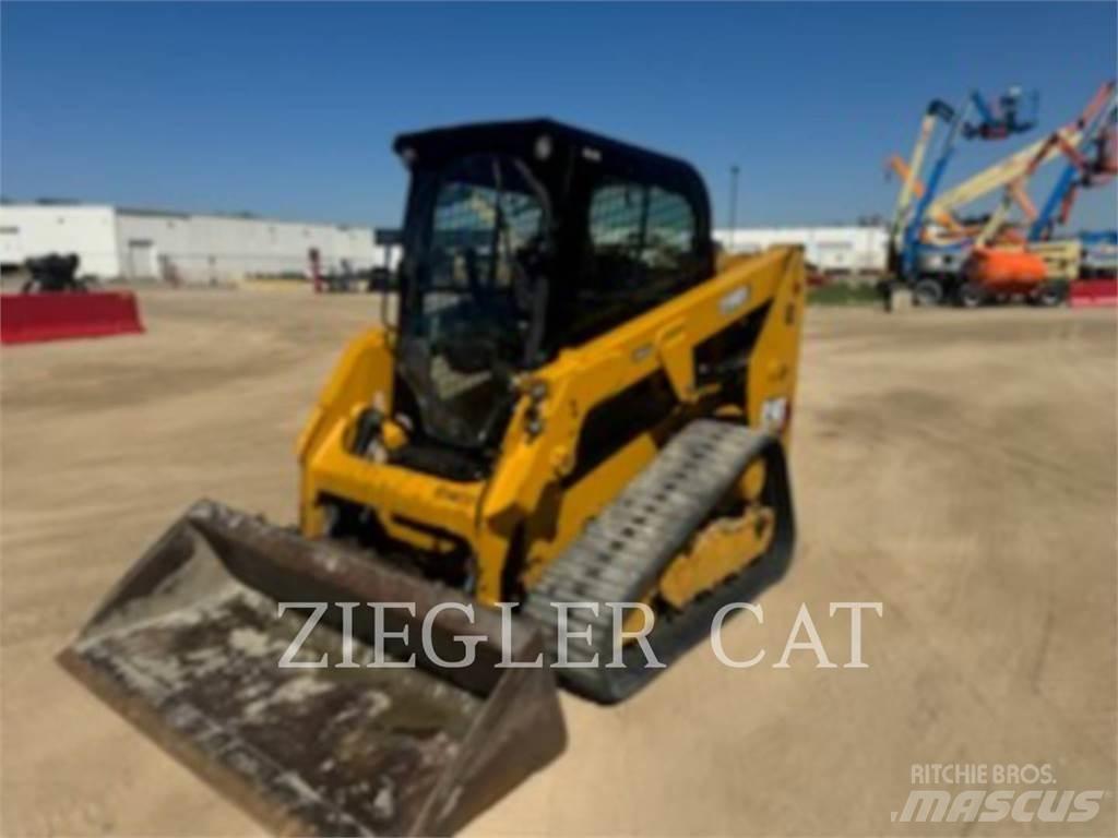CAT 239D3 Гусеничні вантажники