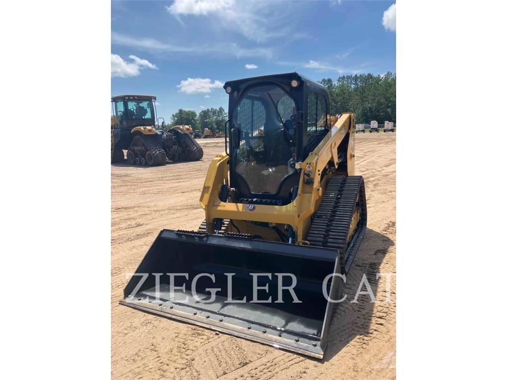 CAT 239D3 Гусеничні вантажники
