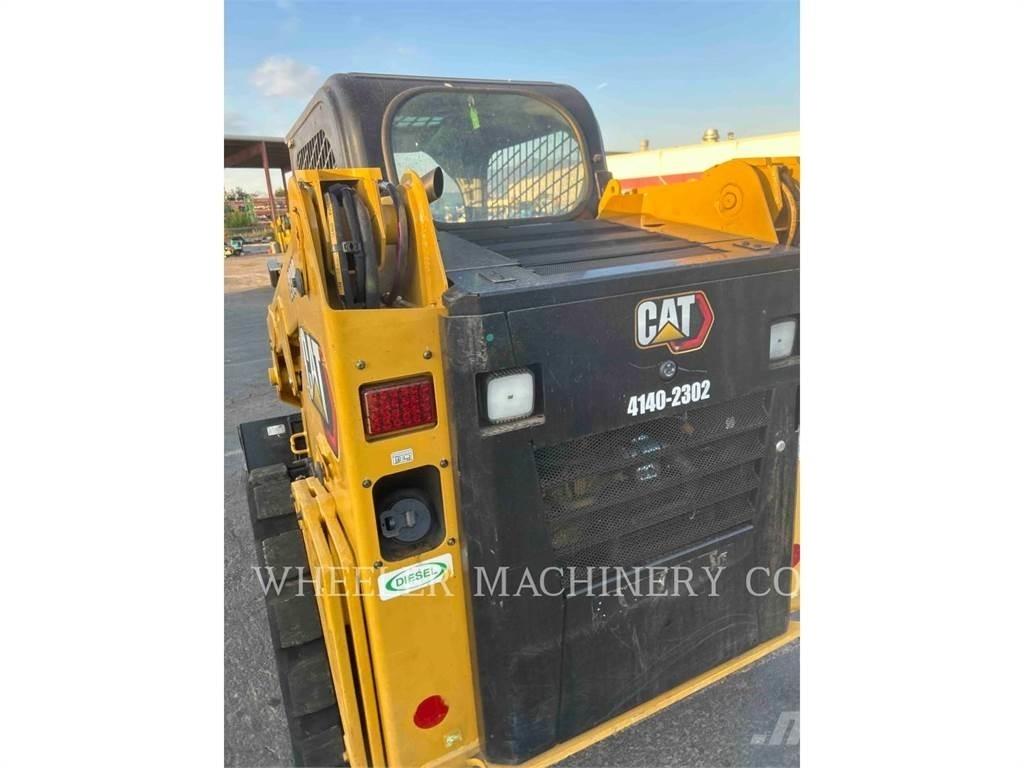 CAT 239D3 C1H2 Гусеничні вантажники