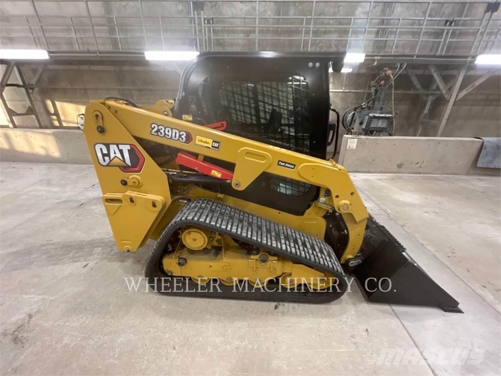 CAT 239D3 C3H2 Гусеничні вантажники