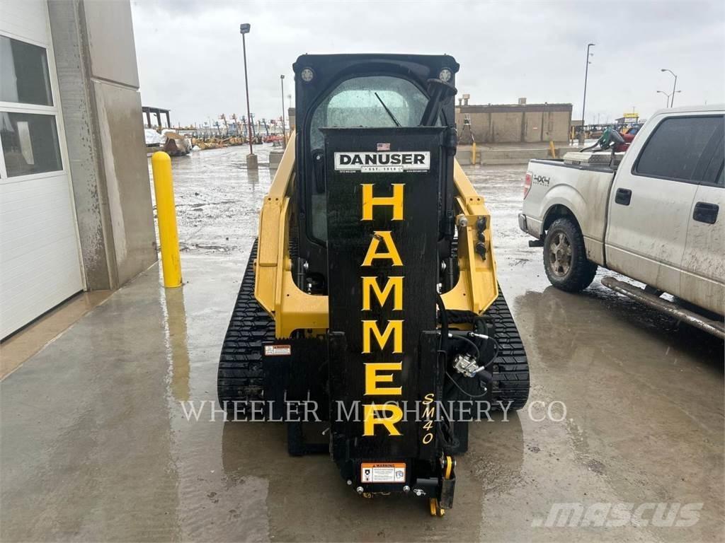 CAT 239D3 C3H2 Гусеничні вантажники
