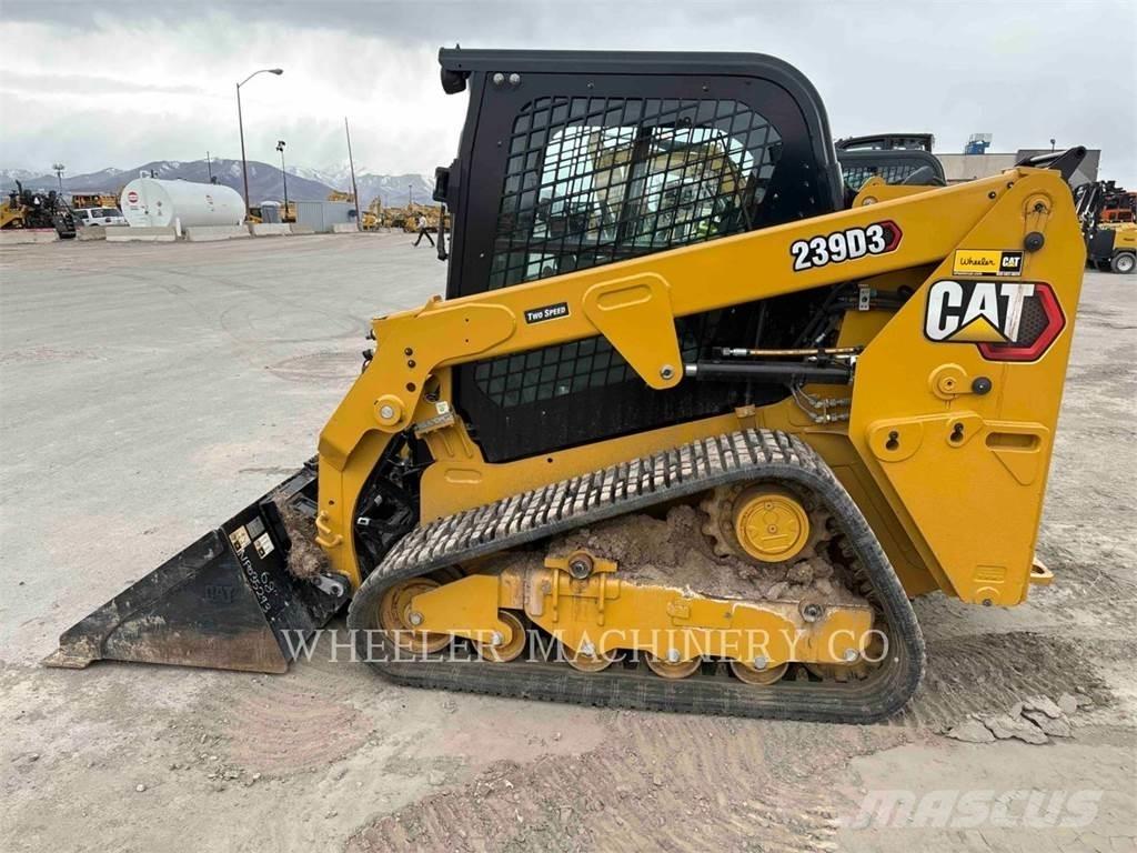 CAT 239D3 C3H2 Гусеничні вантажники