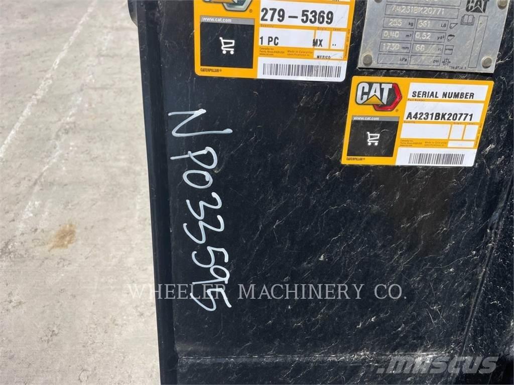 CAT 239D3 C3H2 Гусеничні вантажники