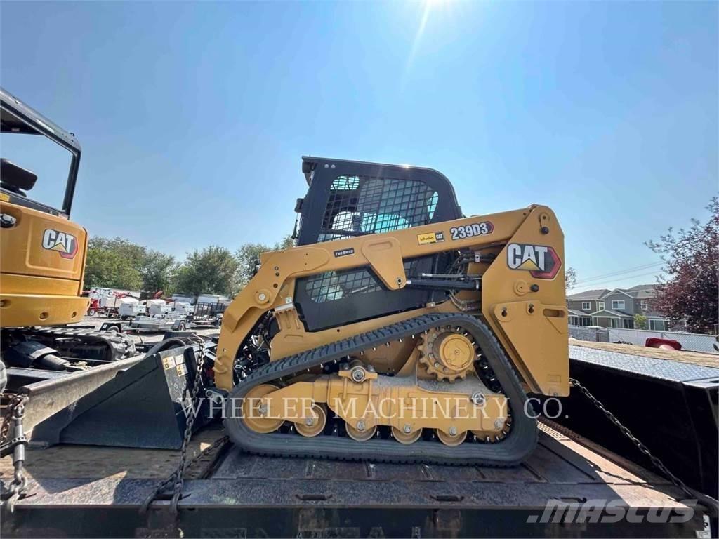 CAT 239D3 C3H2 Гусеничні вантажники