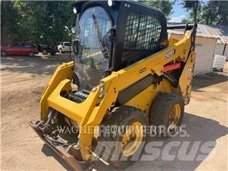 CAT 242D3 Міні-навантажувачі