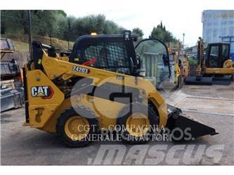 CAT 242D3 Міні-навантажувачі