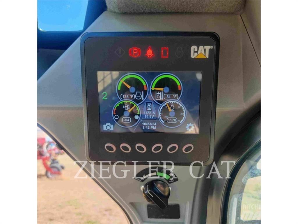 CAT 242D3 Міні-навантажувачі