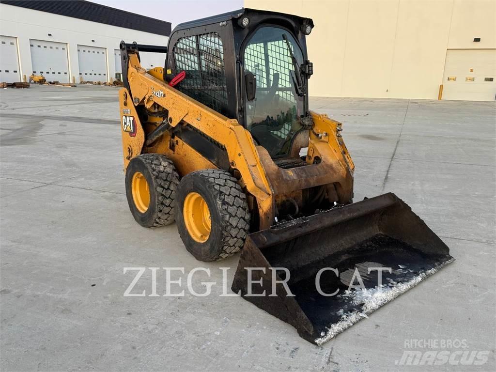 CAT 242D3 Міні-навантажувачі