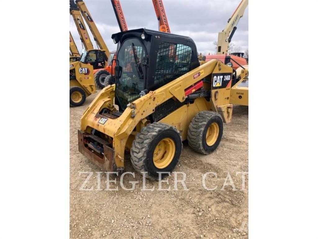 CAT 246D Міні-навантажувачі