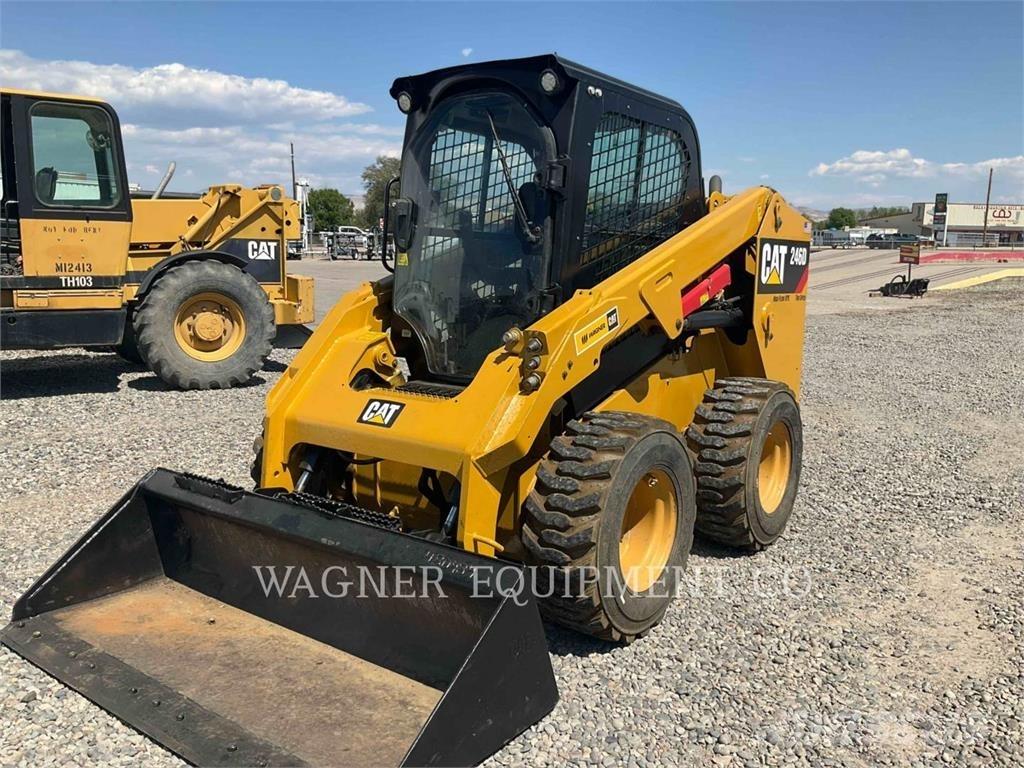 CAT 246D Міні-навантажувачі