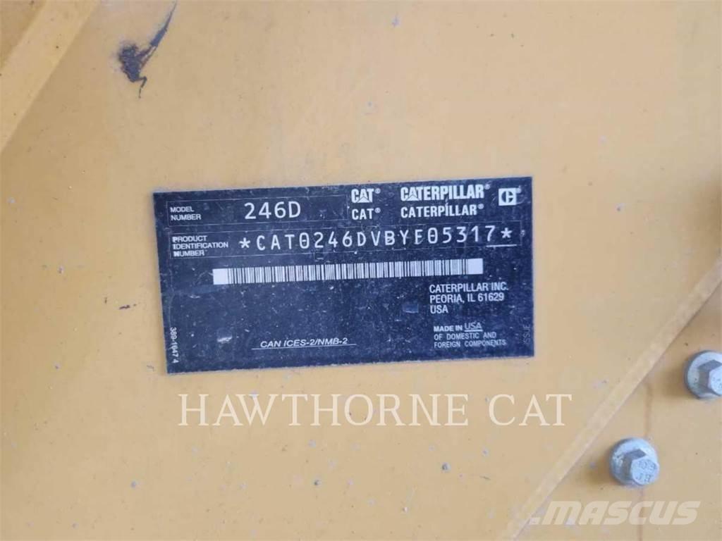 CAT 246D CBHF Міні-навантажувачі