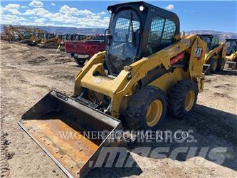 CAT 246D3 Міні-навантажувачі