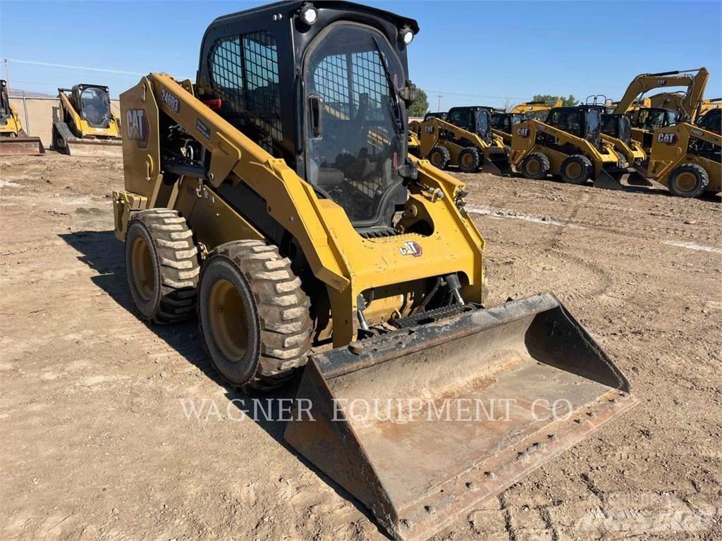 CAT 246D3 Міні-навантажувачі