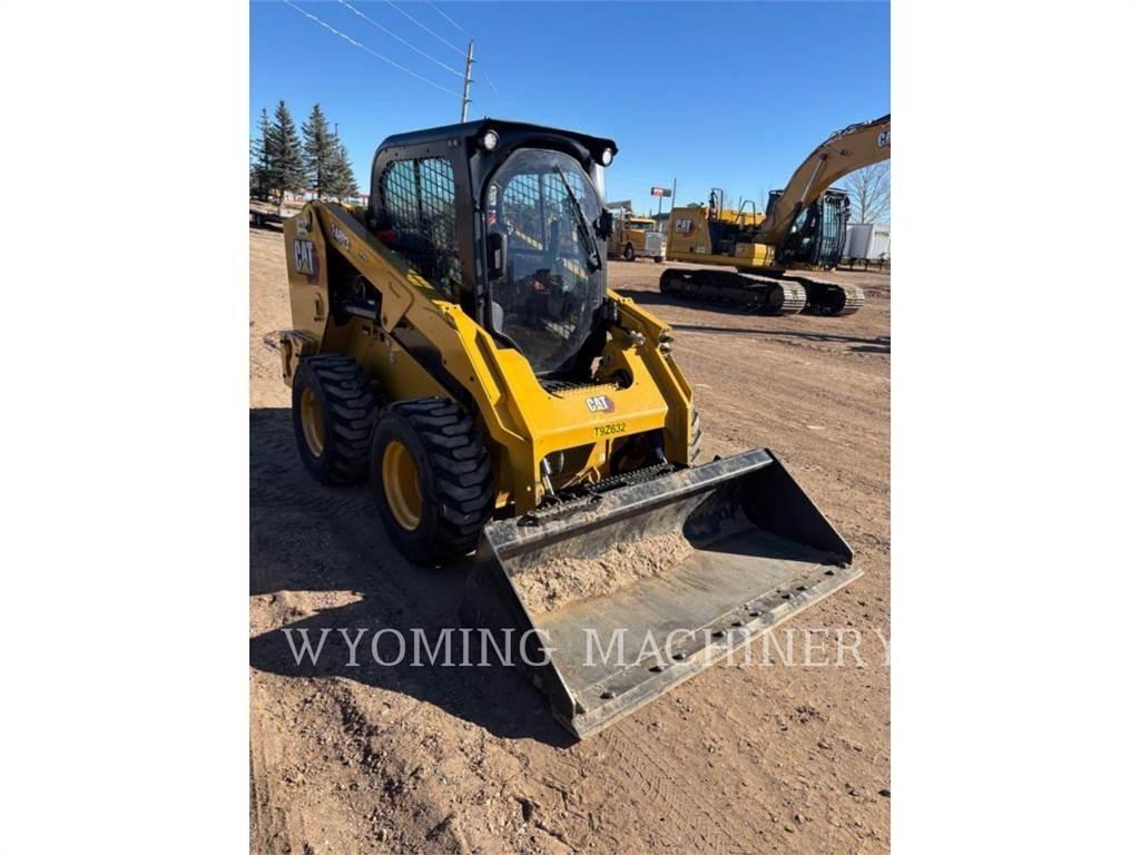 CAT 246D3 Міні-навантажувачі