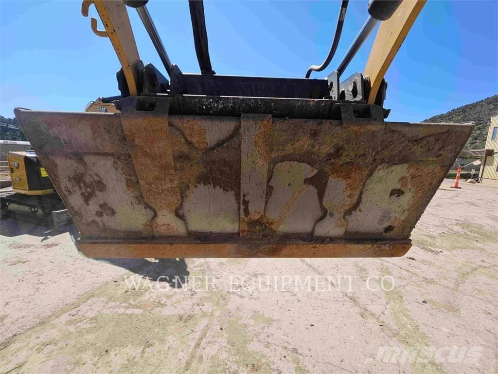 CAT 246D3 Міні-навантажувачі