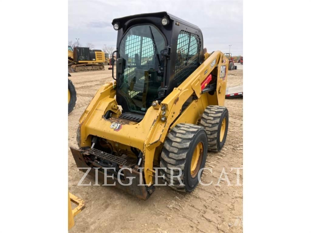 CAT 246D3 Міні-навантажувачі