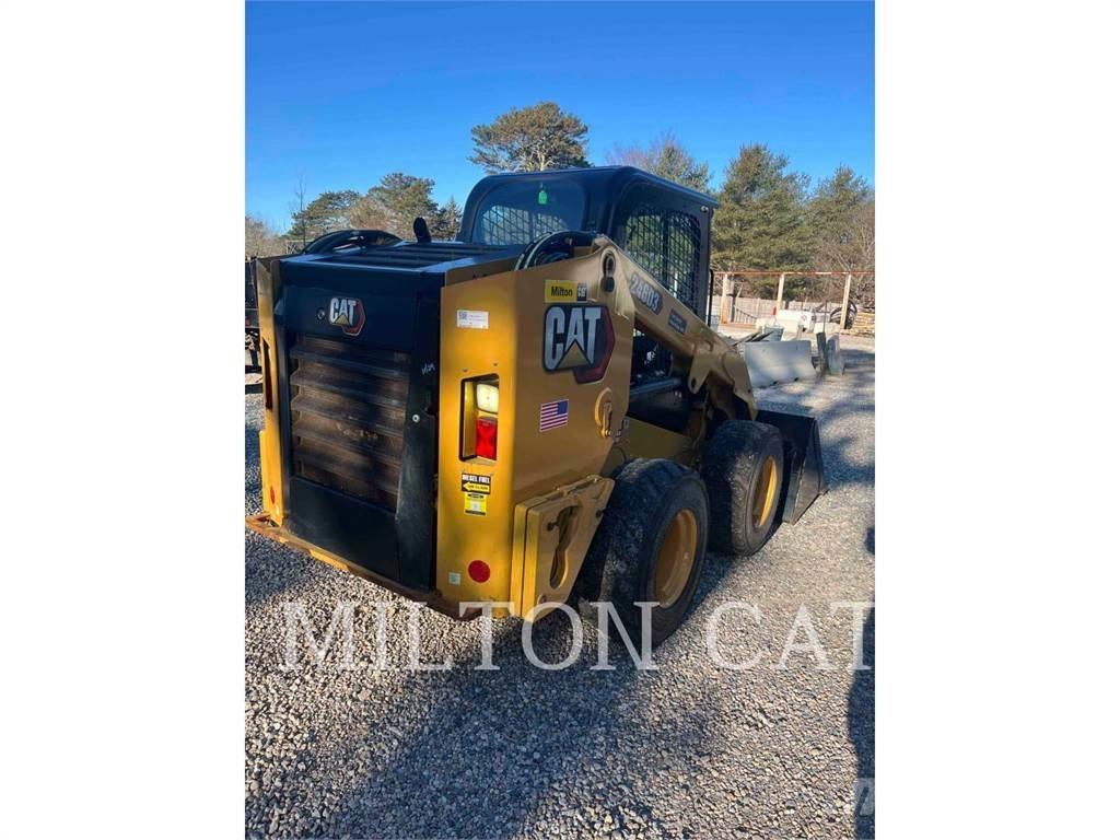 CAT 246D3 Міні-навантажувачі