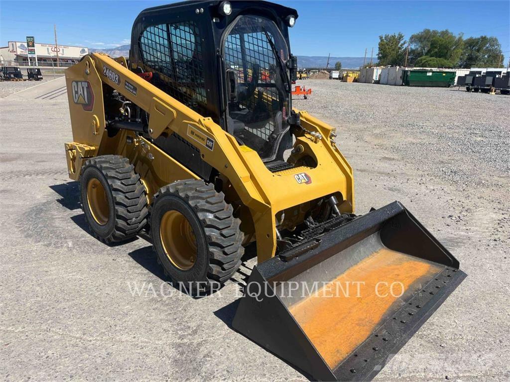 CAT 246D3 Міні-навантажувачі
