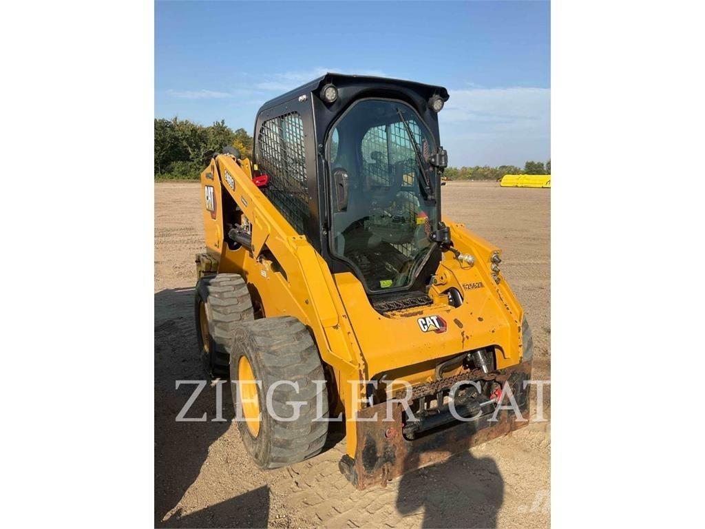 CAT 246D3 Міні-навантажувачі