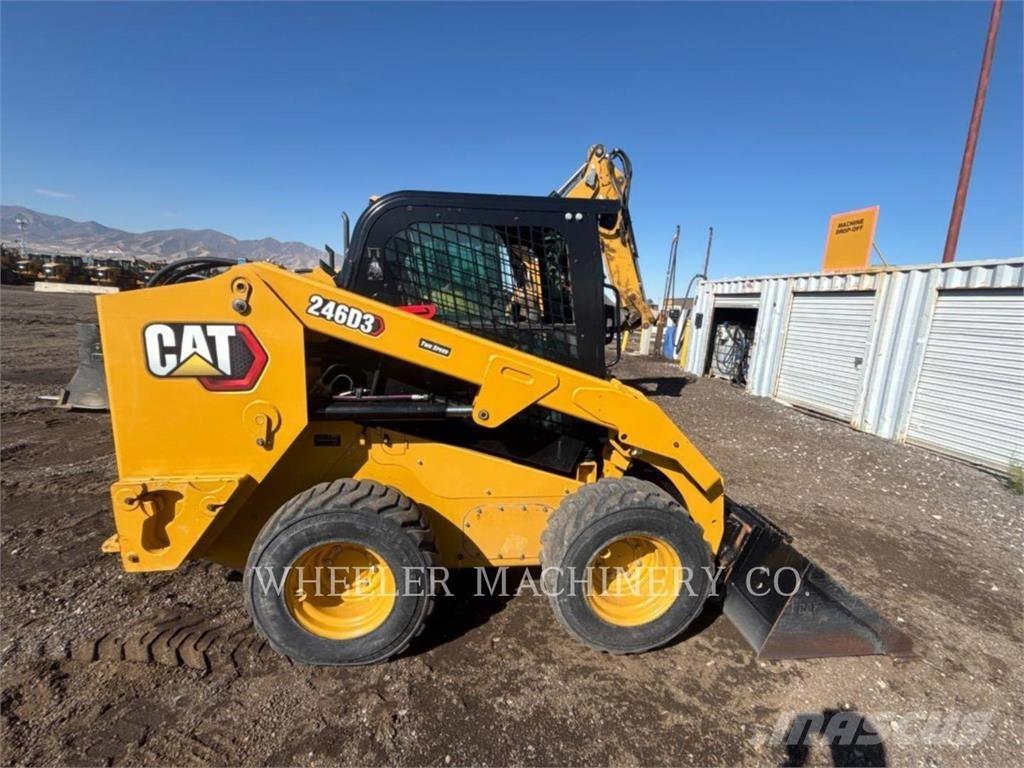 CAT 246D3 C3H2 Міні-навантажувачі