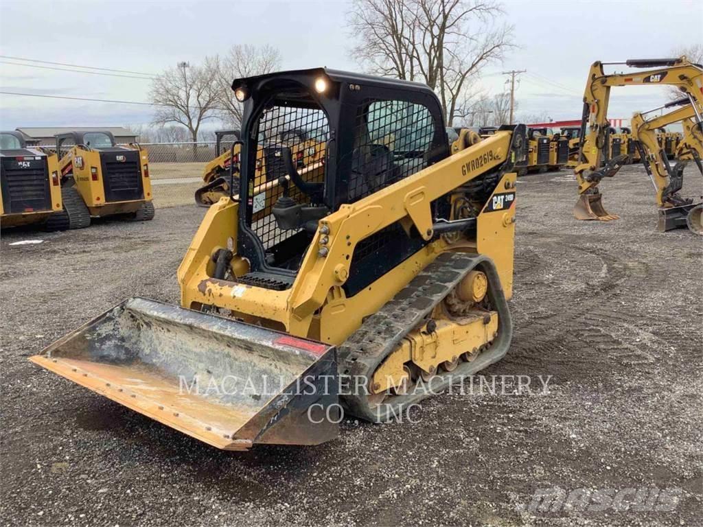 CAT 249D Гусеничні вантажники