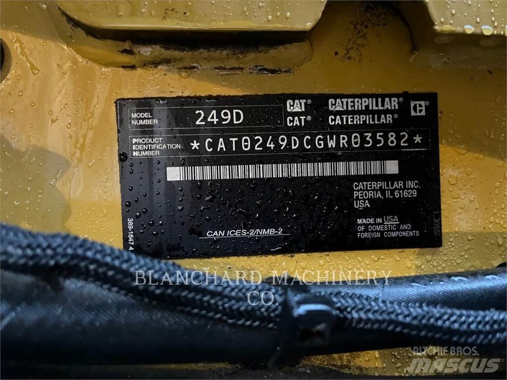 CAT 249D Гусеничні вантажники