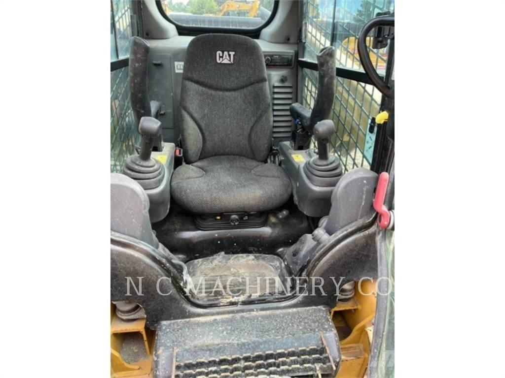 CAT 249D H2CB Міні-навантажувачі