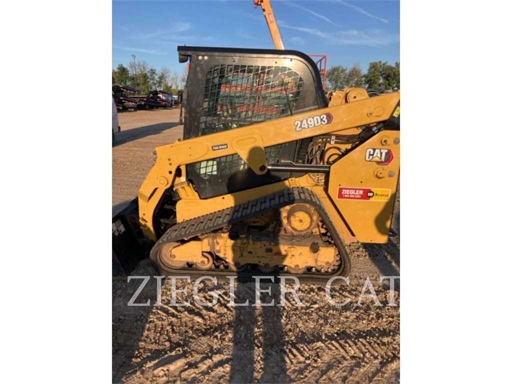 CAT 249D3 Гусеничні вантажники