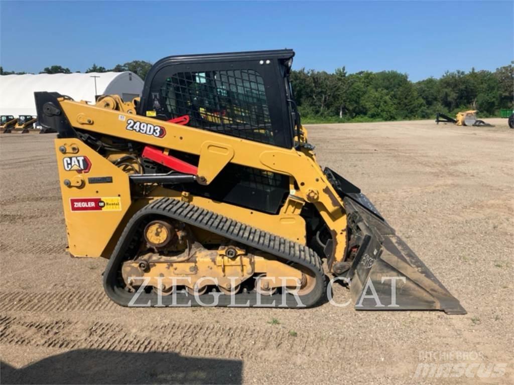 CAT 249D3 Гусеничні вантажники