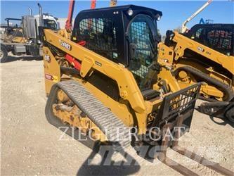 CAT 249D3 Гусеничні вантажники