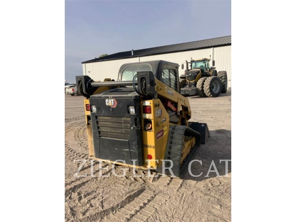 CAT 249D3 Гусеничні вантажники