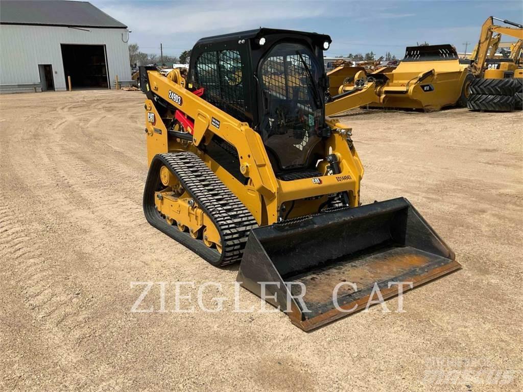 CAT 249D3 Гусеничні вантажники