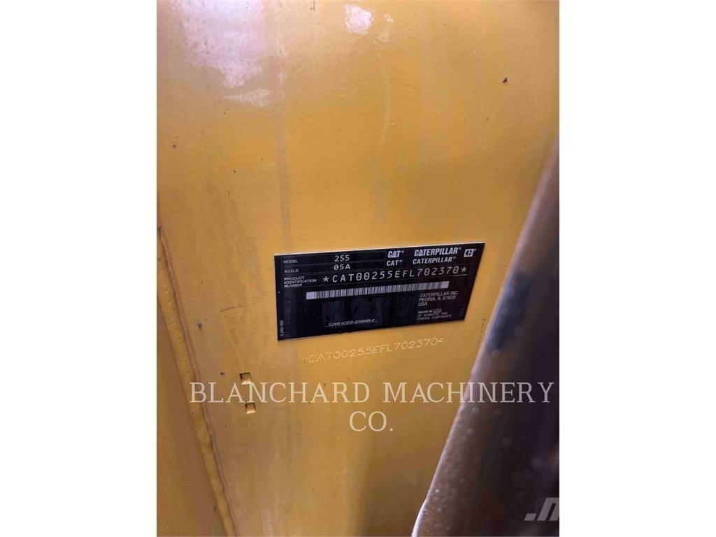 CAT 255 Гусеничні вантажники