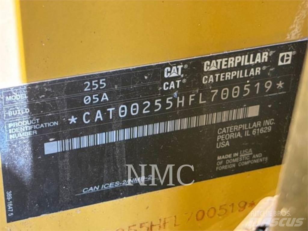 CAT 255-05 Гусеничні вантажники