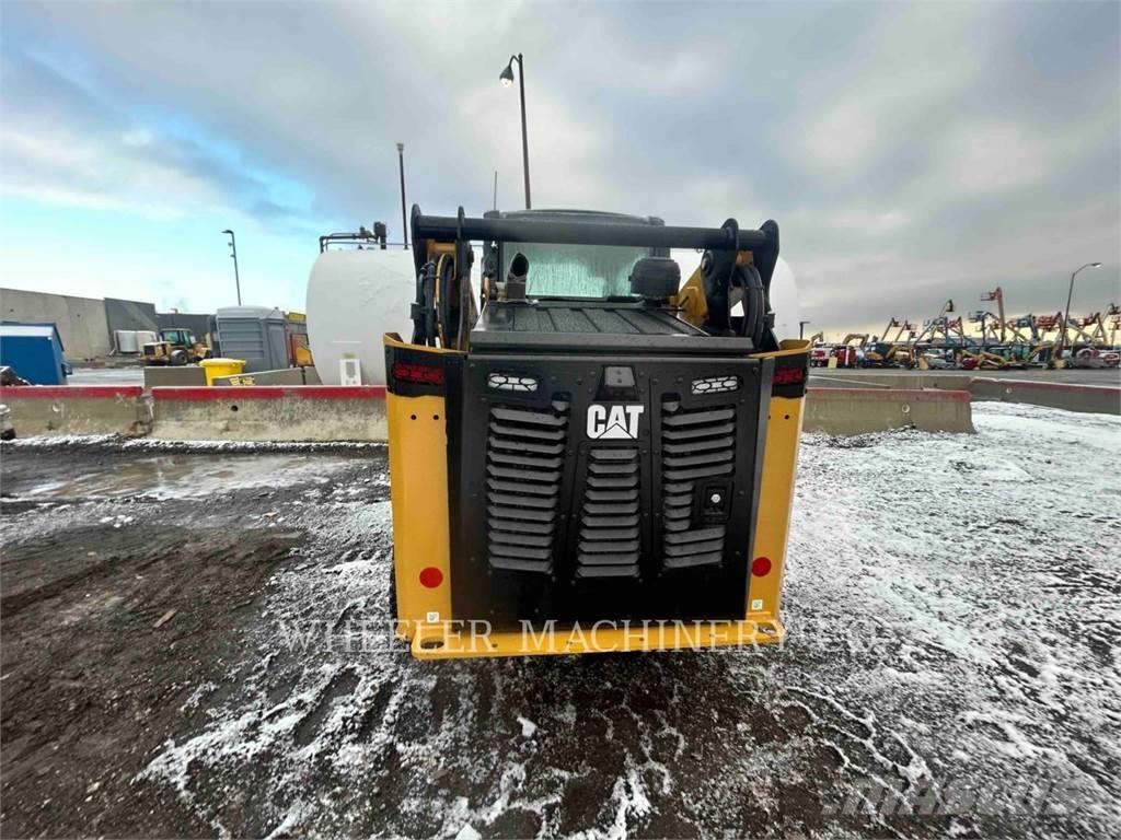 CAT 255 C3H2 Гусеничні вантажники