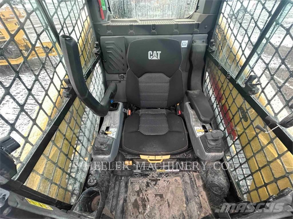 CAT 255 C3H2 Гусеничні вантажники