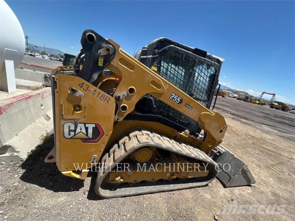 CAT 255 C3H2 Гусеничні вантажники
