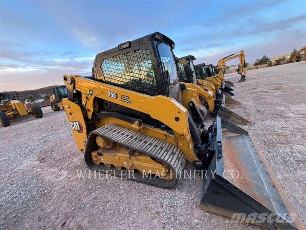 CAT 255 C3HF Гусеничні вантажники