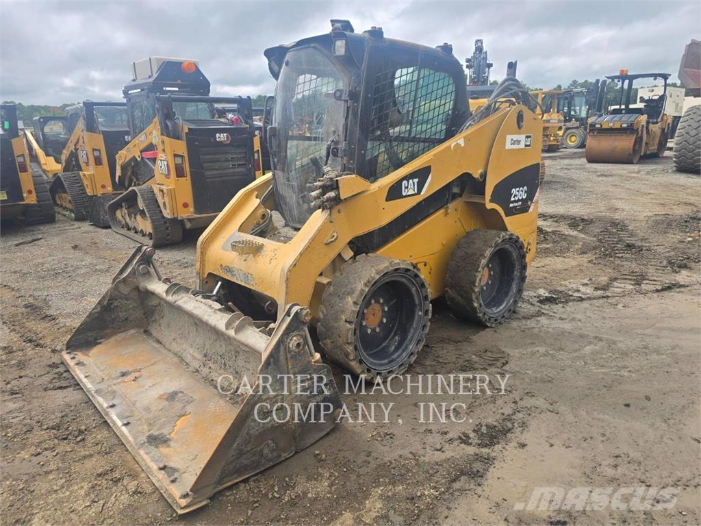CAT 256 C Міні-навантажувачі