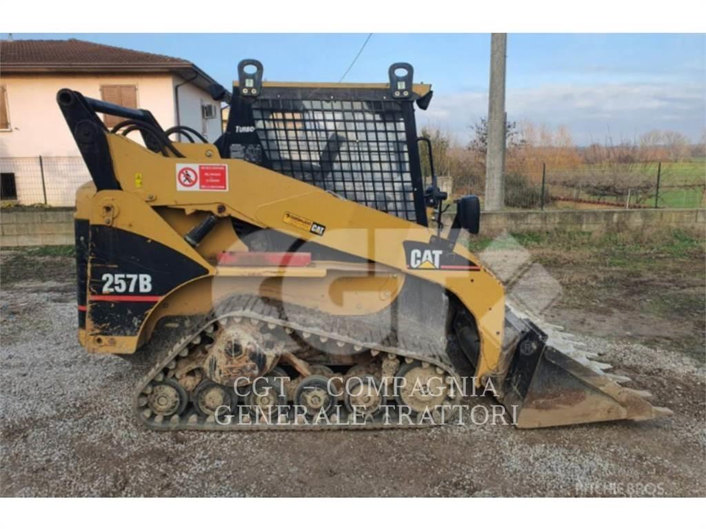 CAT 257B Гусеничні вантажники