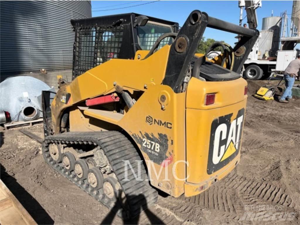 CAT 257B3 Міні-навантажувачі