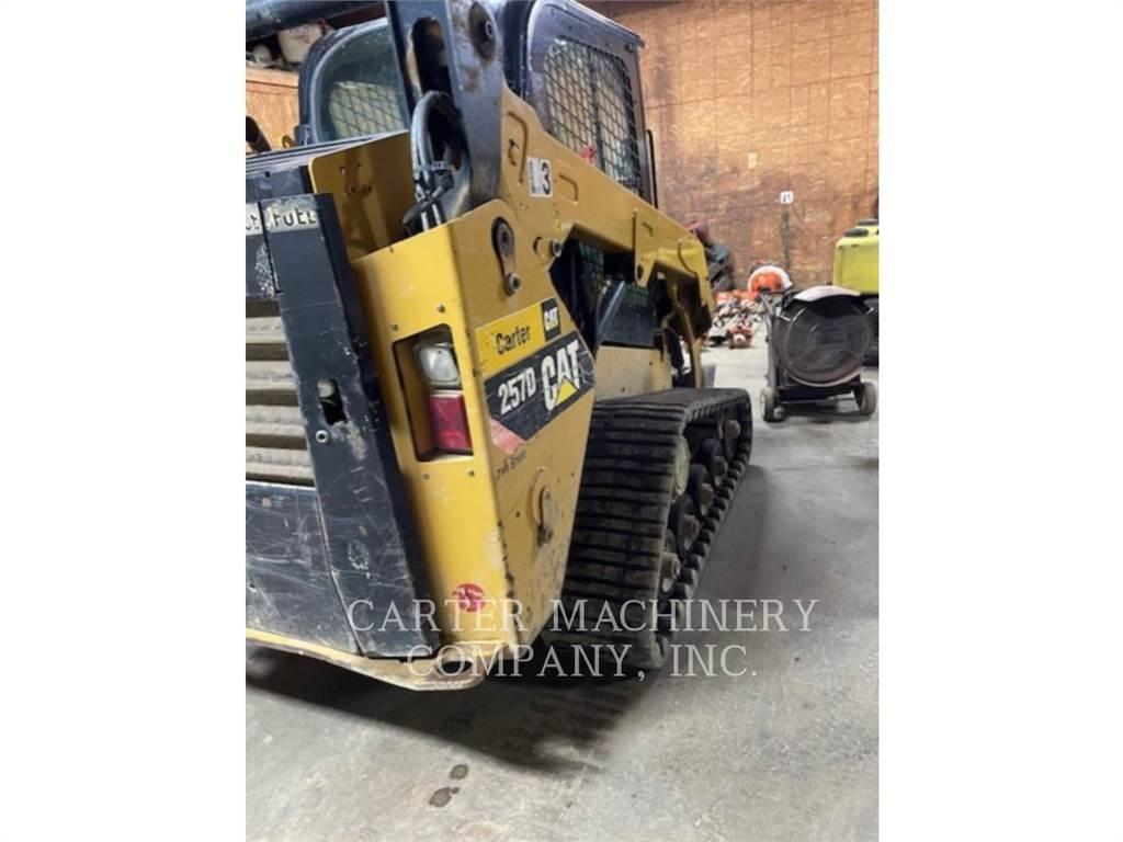 CAT 257D Міні-навантажувачі
