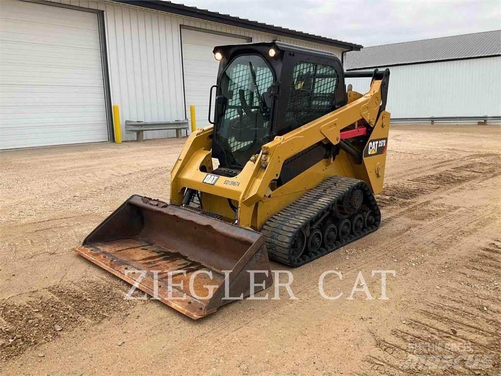 CAT 257D Гусеничні вантажники