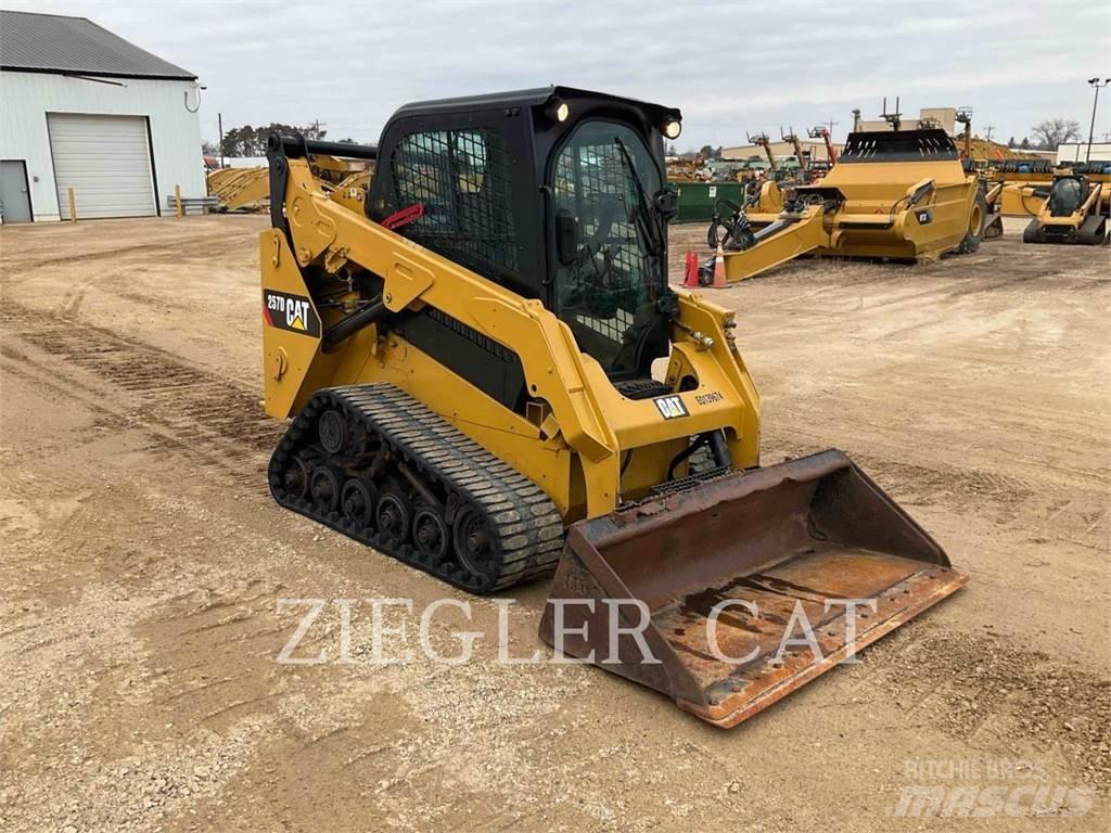 CAT 257D Гусеничні вантажники
