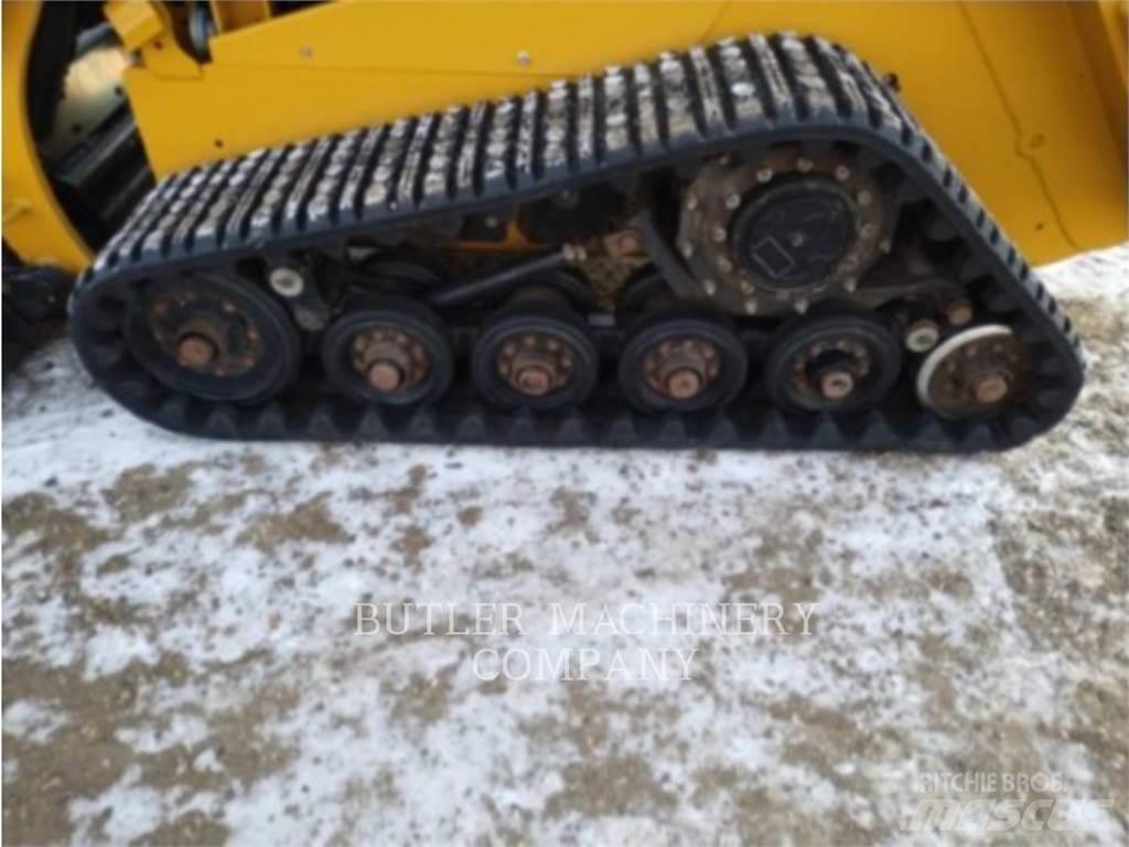 CAT 257D C3H2 Гусеничні вантажники