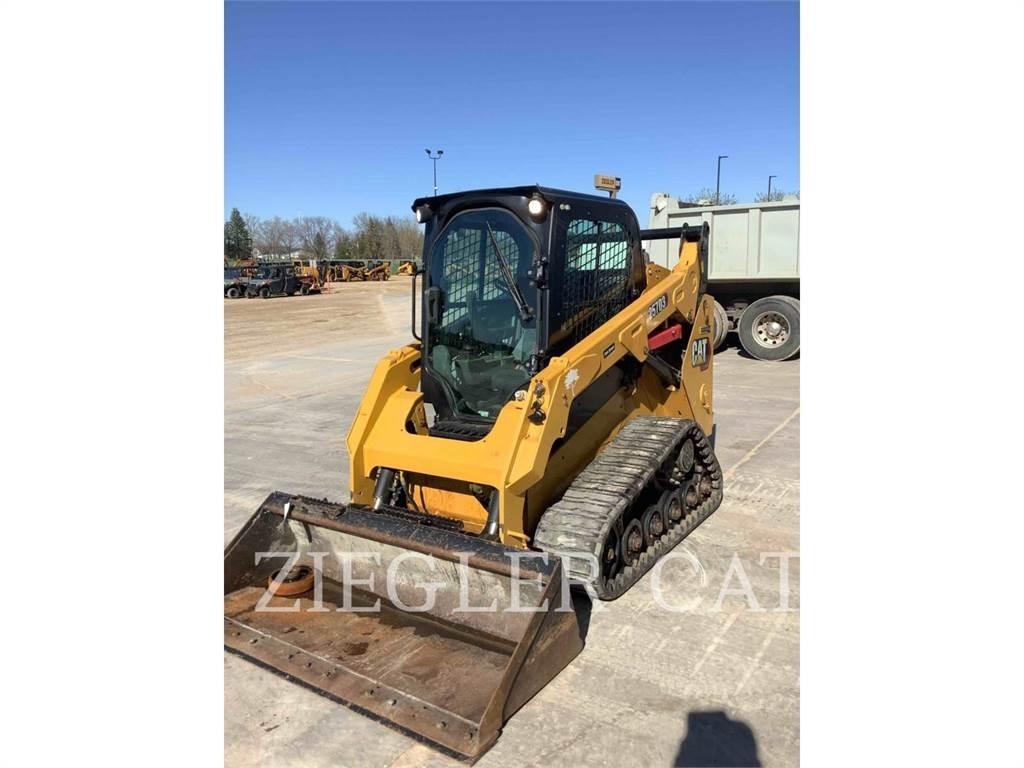 CAT 257D3 Гусеничні вантажники